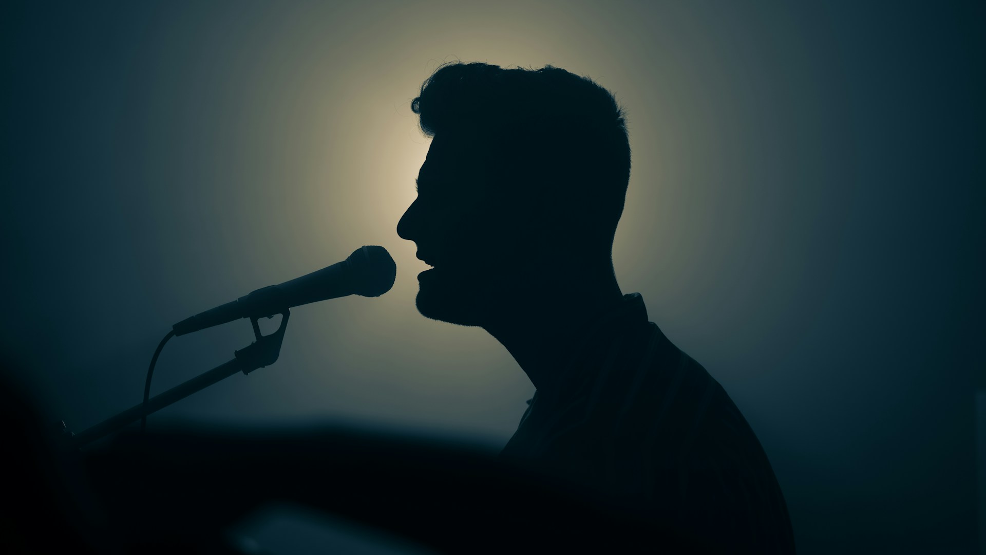 How To Finish More Song Ideas: Tips For Vocalists